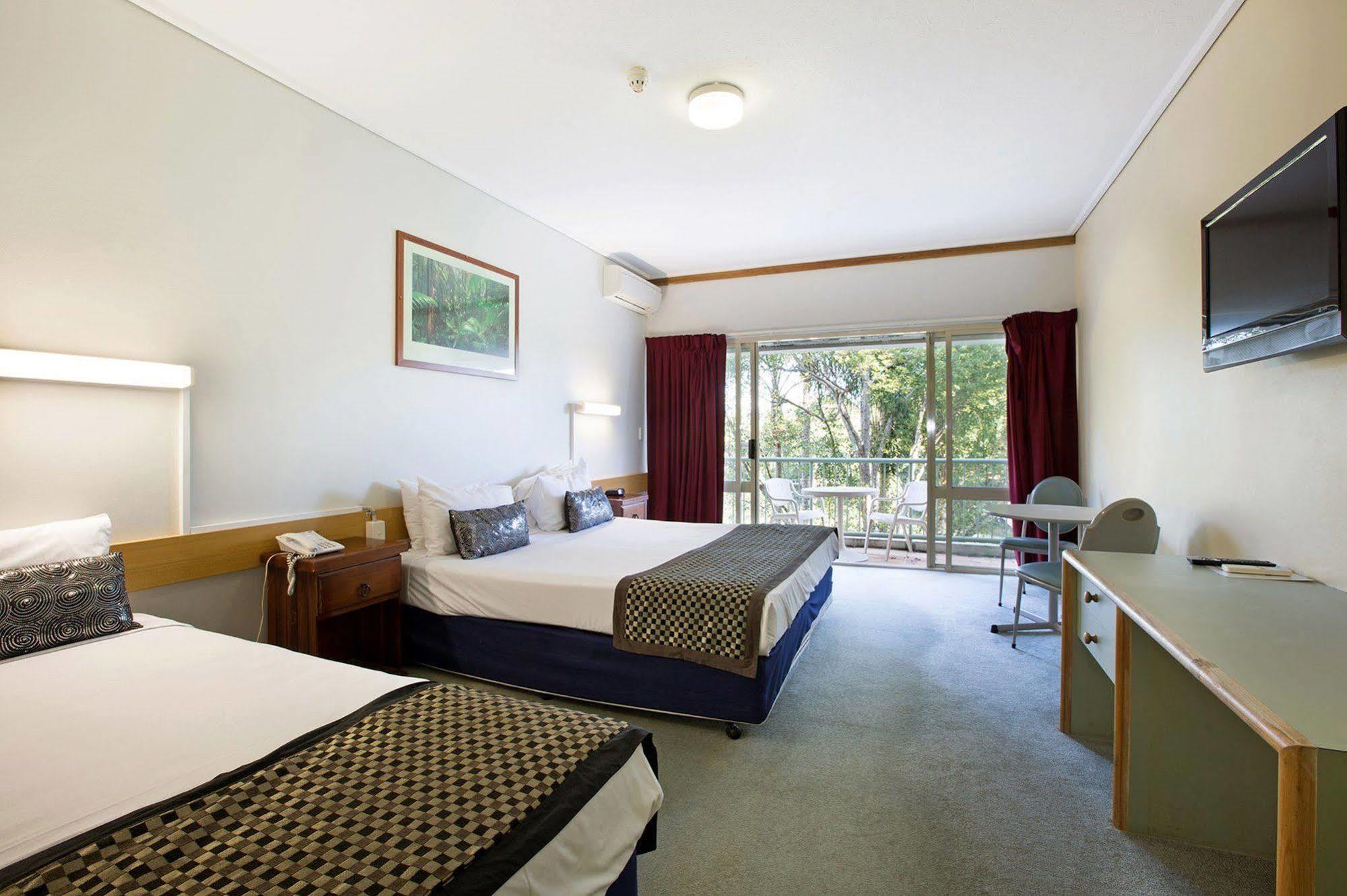 Nightcap At Hinterland Hotel Nerang Gold Coast Exterior photo